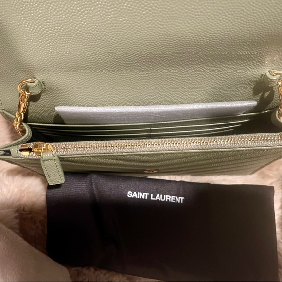 Small YSL Envelope Flap Wallet on Chain - Picture 5 of 10